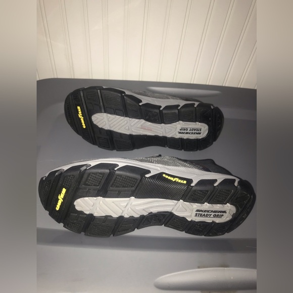 Skechers Slip-Ins Good year, size 9 1/2 extra wide WW. - Picture 13 of 13